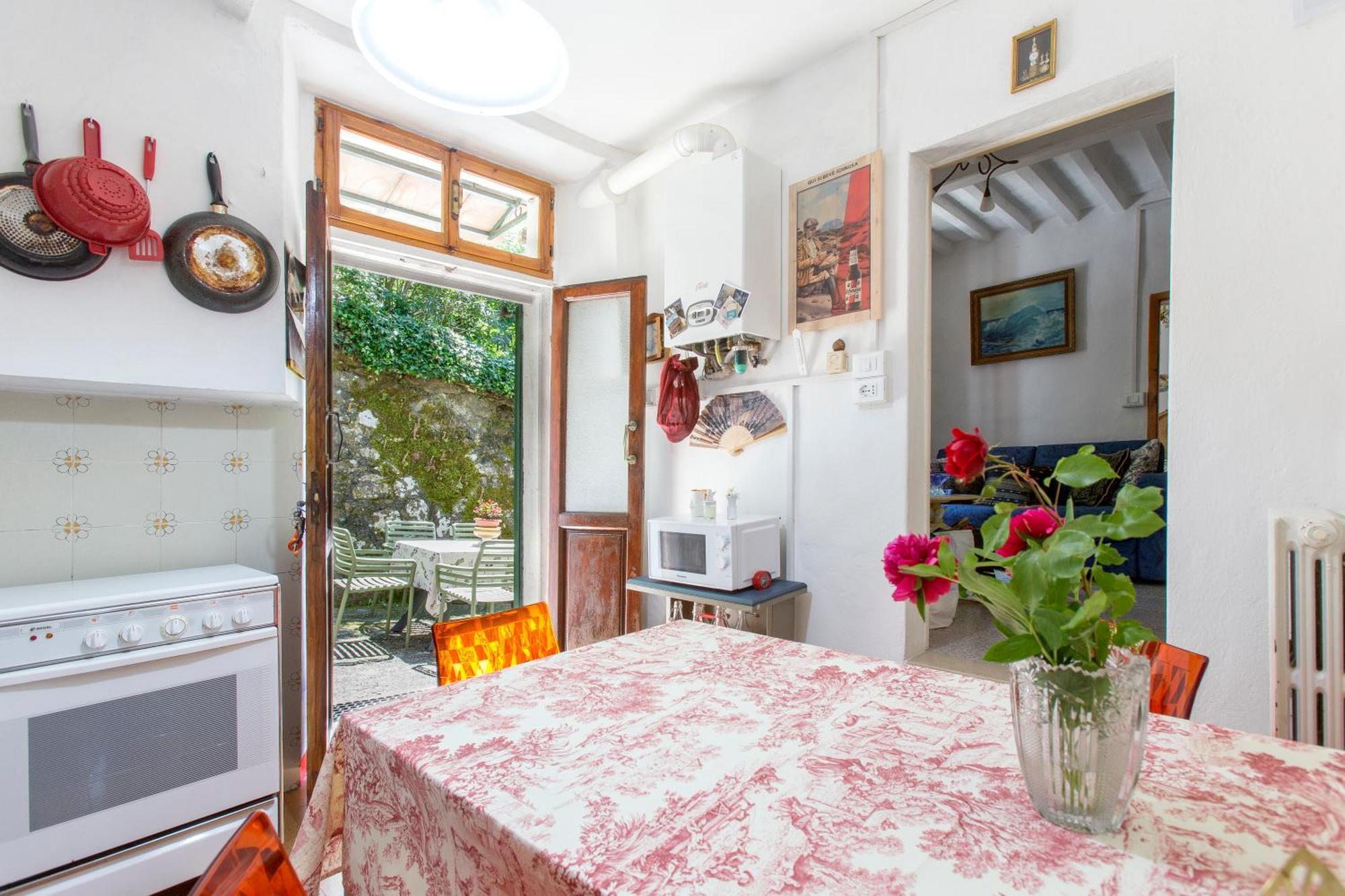 Casina Orione Apartment มอนเตคาตีนี วัล ดิ เชชินา ภายนอก รูปภาพ